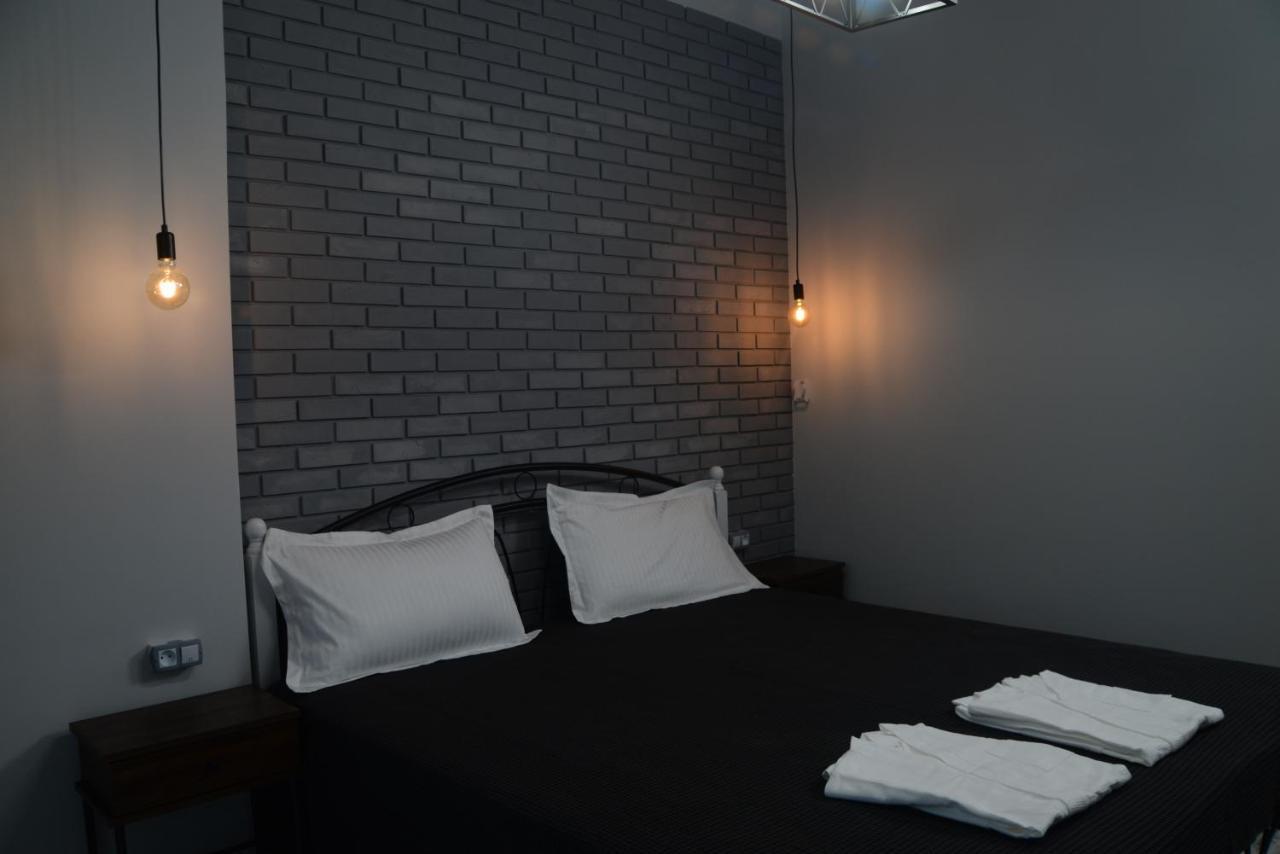 Hi Hotel الماتي المظهر الخارجي الصورة
