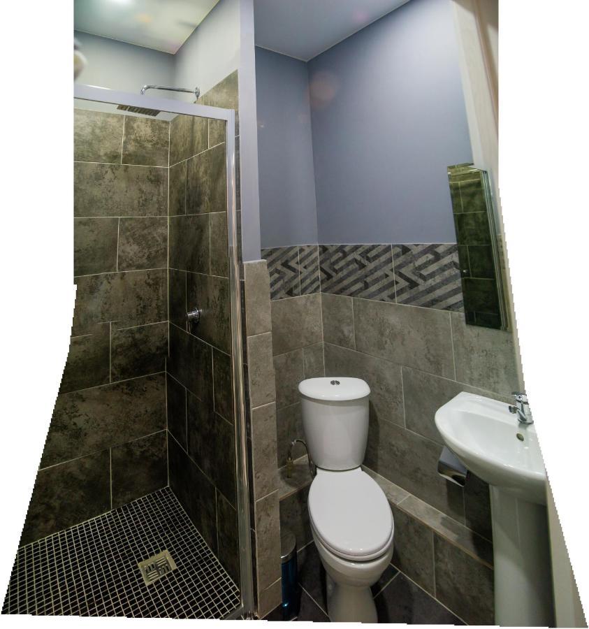 Hi Hotel الماتي المظهر الخارجي الصورة