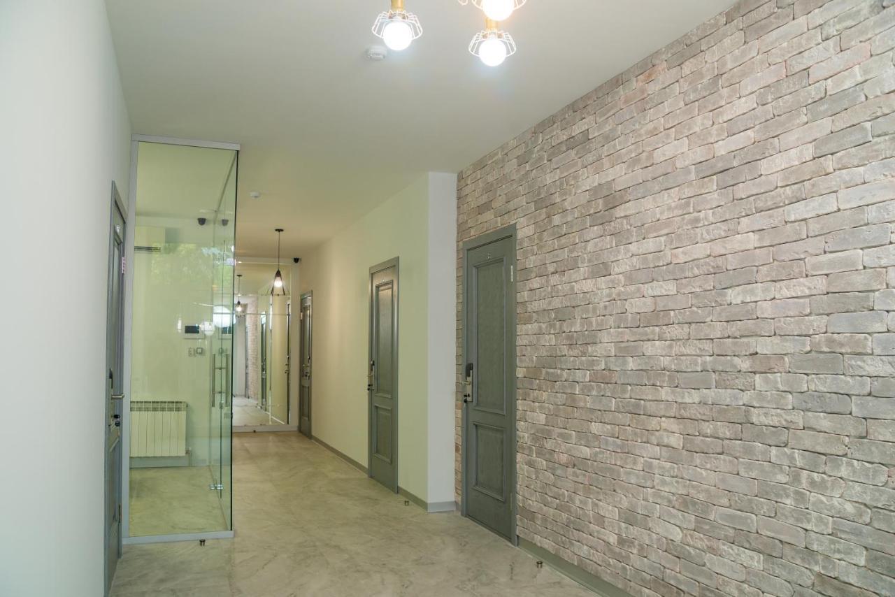 Hi Hotel الماتي المظهر الخارجي الصورة
