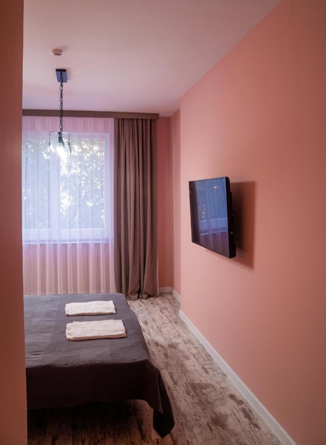 Hi Hotel الماتي المظهر الخارجي الصورة